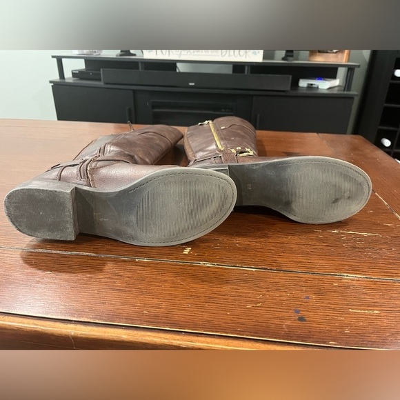 G by GUESS Harson Tall Riding Boots Buckle Detail Brown, size 8 🥾 - Picture 9 of 14